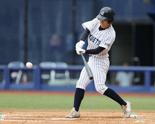 新潟南－北越　１回北越２死満塁、二宮亮が適時打を放ち２－０＝エコスタ