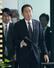 首相官邸に入る岸田首相＝３０日午前７時２２分