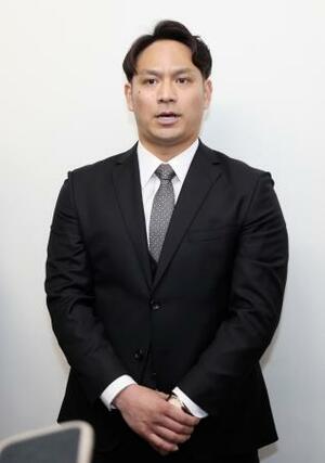 　現役引退を表明する田中広輔内野手＝１７日、マツダスタジアム