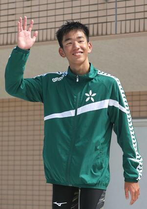 男子200メートル個人メドレーを大会新記録で2連覇した根岸歩夢(長岡大手)=2025年07月20日、福井県敦賀市