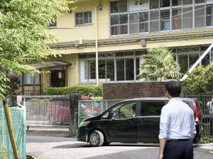 家宅捜索が行われた国士舘大の寮=6月16日、東京都町田市