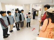 トキの魅力、ドキドキ解説！統合した佐渡市・新穂小、行谷小児童の活動受け継ぎ観光客にガイド