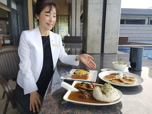 ホテル大佐渡が提供を始めたランチのメニュー=佐渡市相川鹿伏
