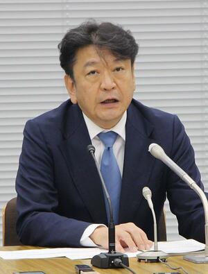 記者会見する東京電力の小早川智明社長=16日、東京都千代田区