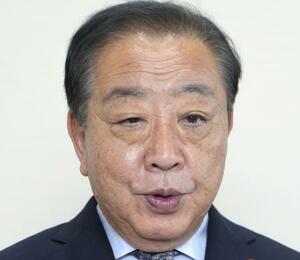 インタビューに答える立憲民主党の野田代表