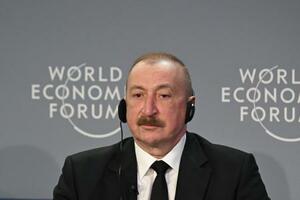 　２０日、スイス・ダボスで、世界経済フォーラム年次総会に参加するアゼルバイジャンのアリエフ大統領（ゲッティ＝共同）