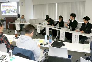 水俣病の歴史や経験を伝える啓発セミナー=7日、東京都港区