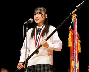 民謡「江差追分」全国大会の少年の部で優勝した山本悠愛さん=21日午後、北海道江差町