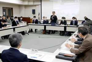 中核病院の設置など中期的な医療再編の方向性が示された上越地域医療構想調整会議=3月21日、上越市の上越医師会館