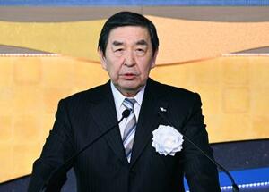 第73回民間放送全国大会であいさつする民放連の早河洋会長=7日午後、名古屋市