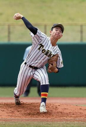 東京都市大塩尻－帝京長岡　帝京長岡先発の小林真大＝富山市民球場
