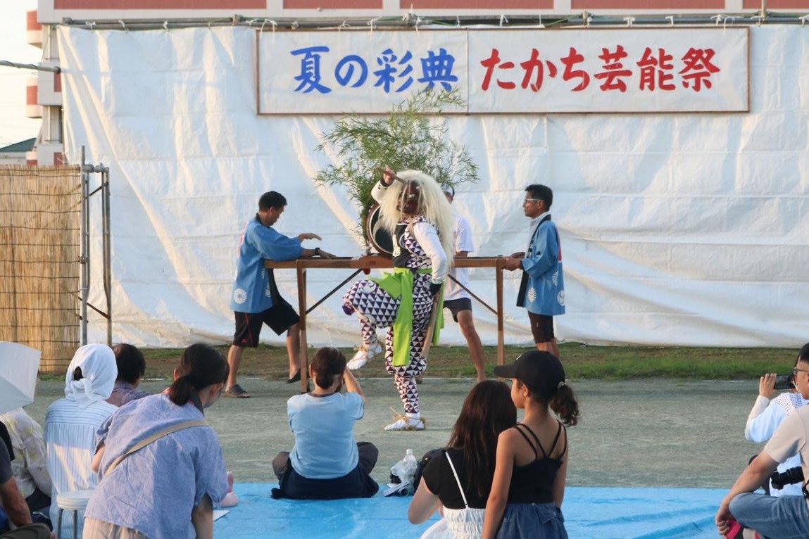 暑さ吹き飛ぶ熱い響き、佐渡市で「たかち芸能祭」 文弥人形や鬼太鼓