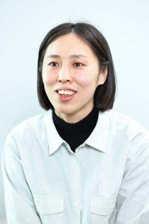 　「今の気持ちは『ほわほわ』。都会のビルでインタビューを受けているのは現実感がなくて。楽しい感じです」と話す寺井奈緒美さん