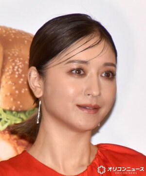 夫・大倉士門が大間で買った本マグロにテンションが上ったみちょぱ（C）ORICON NewS inc.