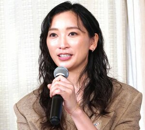 國村隼との久しぶりの共演に良い影響を受けたと語った杏（C）ORICON NewS inc.