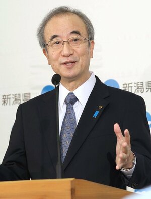 柏崎刈羽原発の「緊急時対応」について考えを示す花角英世知事=9月18日、県庁