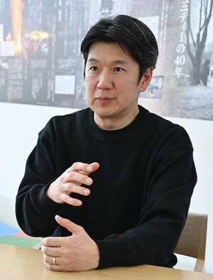 　「森の整備をする中で、使っている木がどこでどう育ってきたのかを考えるようになった」と語る国松希根太さん