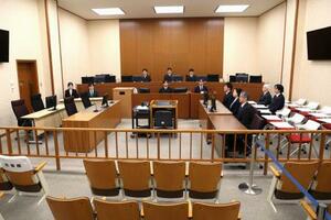 　桂田精一被告の公判が開かれた釧路地裁の法廷＝１７日午前（代表撮影）