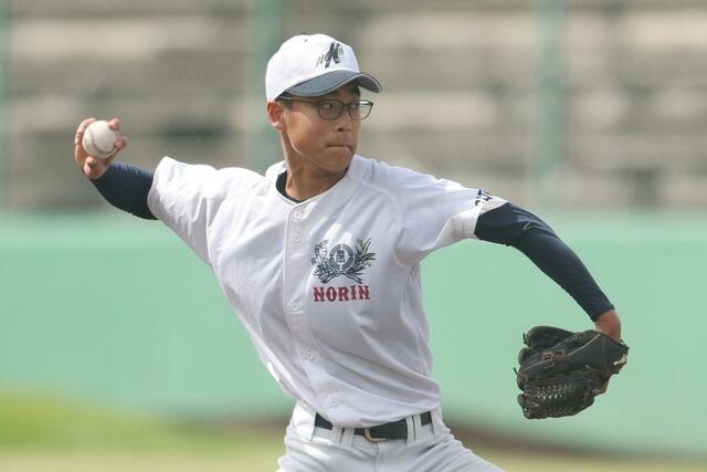 加茂農林－新潟西　加茂農林の先発、宮澤賢大＝新発田市五十公野