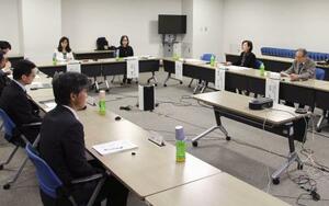 整備新幹線の貸付料延長を議論する有識者委の初会合=6日午前、東京・霞が関