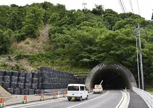 　中屋トンネル＝７月、石川県輪島市