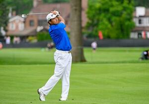 第1ラウンド、5アンダーで26位の松山英樹=デトロイトGC(共同)