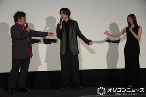 生見愛瑠から一緒にご飯に行ったことを忘れられしまった道枝駿佑（中央）＝映画『君が最後に遺した歌』初日舞台あいさつ （C）ORICON NewS inc.