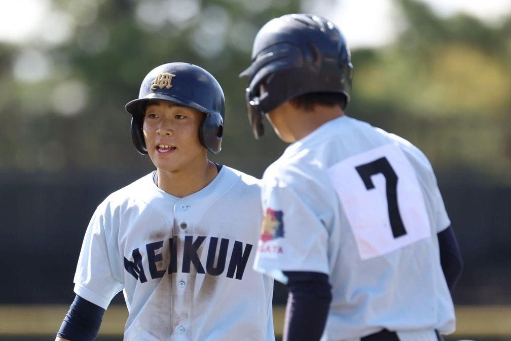 新潟明訓高校野球部のユニフォーム Amazon.co.jp: 新潟明訓高校 ユニフォーム ドカベン : おもちゃ