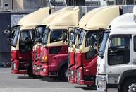 長距離トラック中継輸送に税優遇