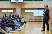 拉致問題風化させない…「若者も黙っていない」蓮池薫さんが柏崎市の母校で講演