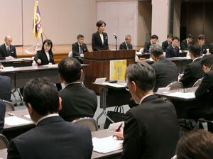 櫻井美香本部長の着任後初めての警察署長会議＝１７日、新潟市中央区