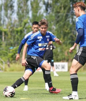 第2戦も必勝を誓うFW谷口海斗=聖籠町