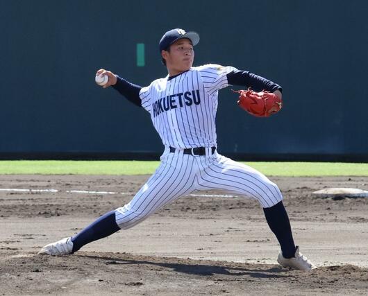 巻総合－北越　先発した北越の佐藤亜希人＝９月１１日、三条市パールスタ