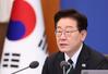 閣議で発言する韓国の李在明大統領=4月28日(聯合=共同)