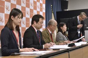 東京都内で開かれた東京地区私立大学教職員組合連合の記者会見=5日