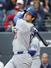 米大リーグ、ガーディアンズ戦で３試合連続本塁打となる２０号２ランを放つドジャースの大谷翔平。５年連続でシーズン２０本塁打を達成＝５月２７日、クリーブランド（共同）
