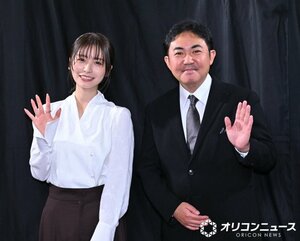 海老名香葉子追善公演『東京の空』囲み取材に登場した（左から）長濱ねる、林家三平 （C）ORICON NewS inc.