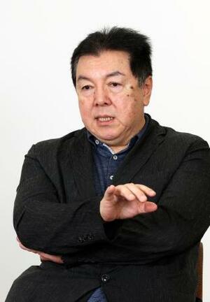 「戦時中の日本の軍事技術は、戦後の高度経済成長期の礎になっている。それは確かです」と話す伊東潤さん