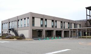 新潟労災病院の透析患者の受け入れを始めた県厚生連上越総合病院の透析棟=上越市大道福田