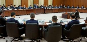 今国会で2回目の討議を実施した衆院憲法審査会=16日午前、国会