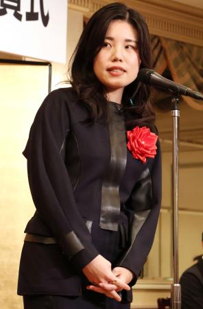 「詩と小説の間ですごく悩みながら書いています。自分の中の自由を拡大しながら、これからも書いていきたい」と話す井戸川射子さん