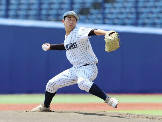 糸魚川白嶺－高田北城　糸魚川白嶺の先発中谷翔＝エコスタ
