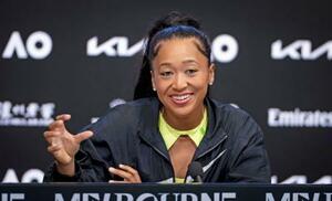 　全豪オープンテニスに向けて記者会見する大坂なおみ＝１６日、メルボルン（ゲッティ＝共同）