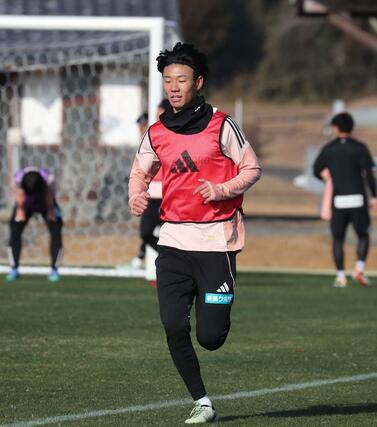 ＤＦ稲村隼翔＝１月２１日、宮崎県西都市の清水台総合公園