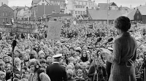 映画「女性の休日」より(☆(○の中に小文字のC)2024 Other Noises and Krumma Films.)