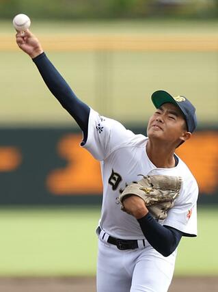 日本文理－帝京長岡　日本文理先発の染谷崇史＝２３日、三条市月岡４の三条パール金属スタジアム