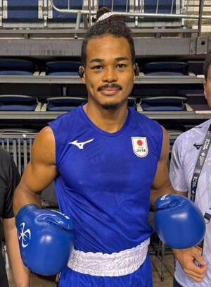 アマチュアボクシングの世界選手権で決勝に進んだ男子70キロ級の岡沢セオン=13日、リバプール(日本ボクシング連盟提供)