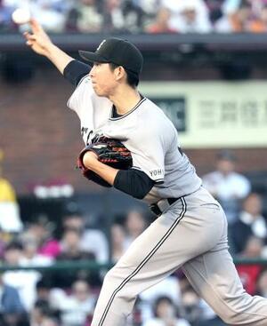 楽天戦に先発した巨人・戸郷=楽天モバイルパーク