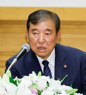 長崎市で記者会見する石破首相=9日午後
