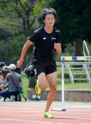 　練習を公開した鵜沢飛羽＝茨城県つくば市